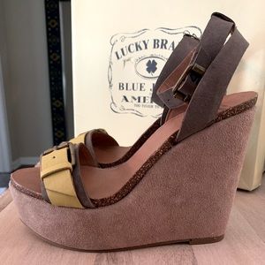 Lucky Brand Platform Sandals